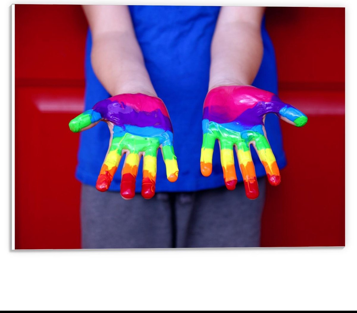 Forex - Regenboog Handen door Verf - 40x30cm Foto op Forex
