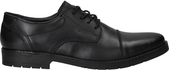 Zwarte leren veterschoen van Rieker, zijaanzicht.