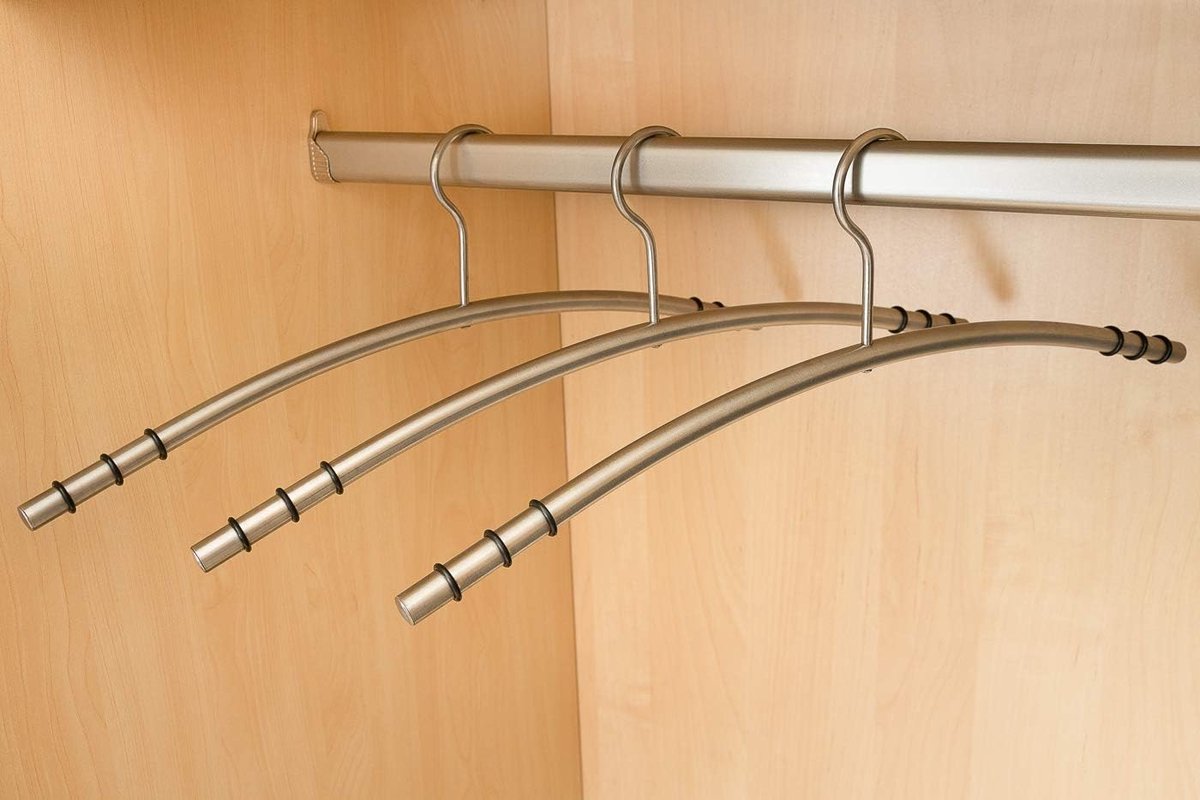 6 metalen kleerhangers, hoogwaardige en robuuste premium kleerhangers van roestvrij staal, roestvrij en antislip