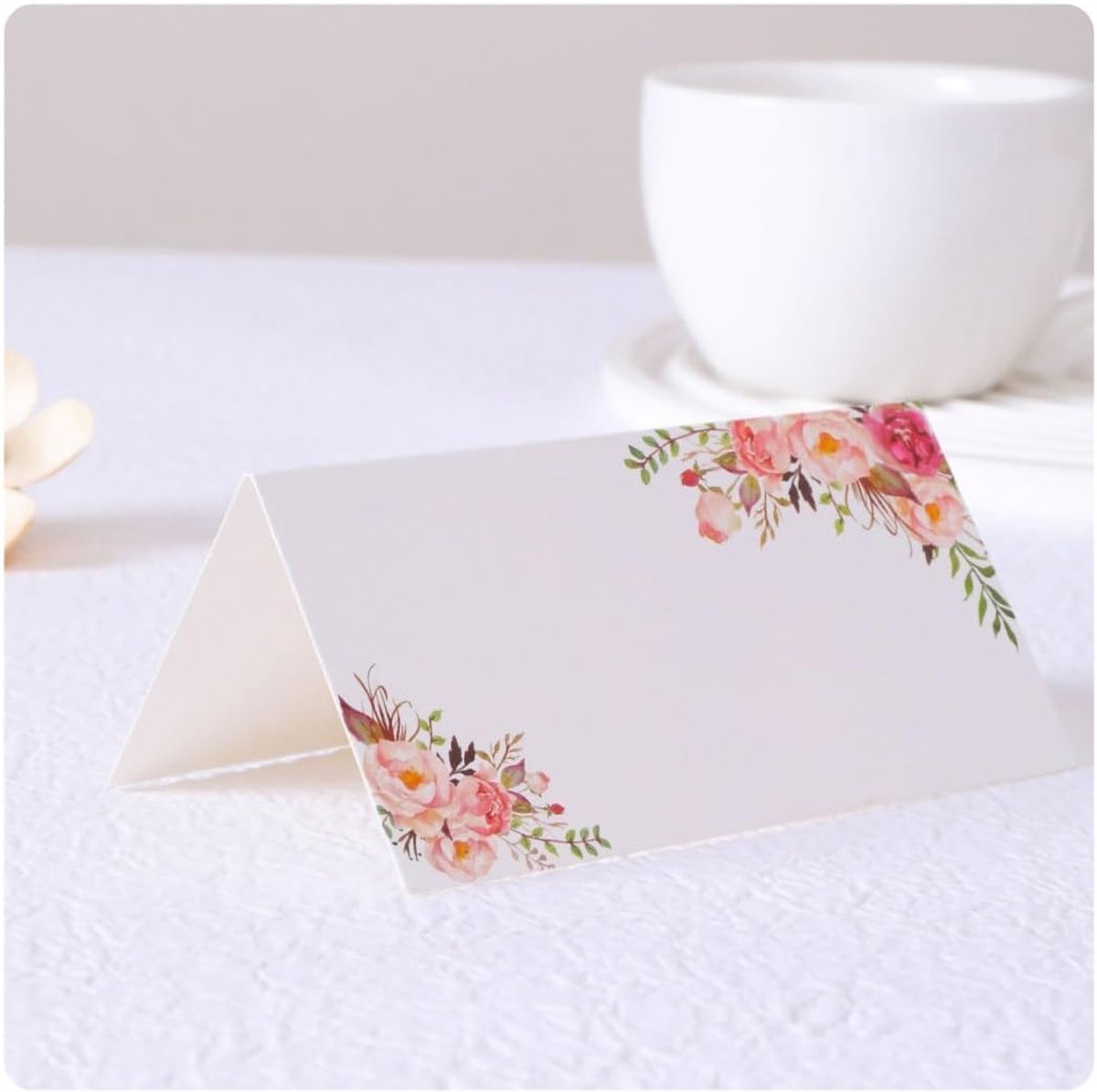 50 stuks tafelkaarten bruiloft met elegant dubbel bloemendesign, naamkaarten, blanco, 10 x 10 cm, klapkaart, tafeldecoratie voor bruiloft, verjaardag, banket, doop, feest, festival