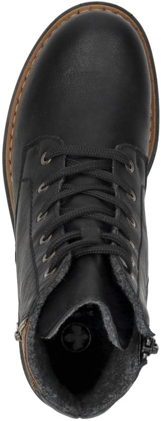Zwarte biker boot, van bovenaf gefotografeerd. Veters en rits zichtbaar.