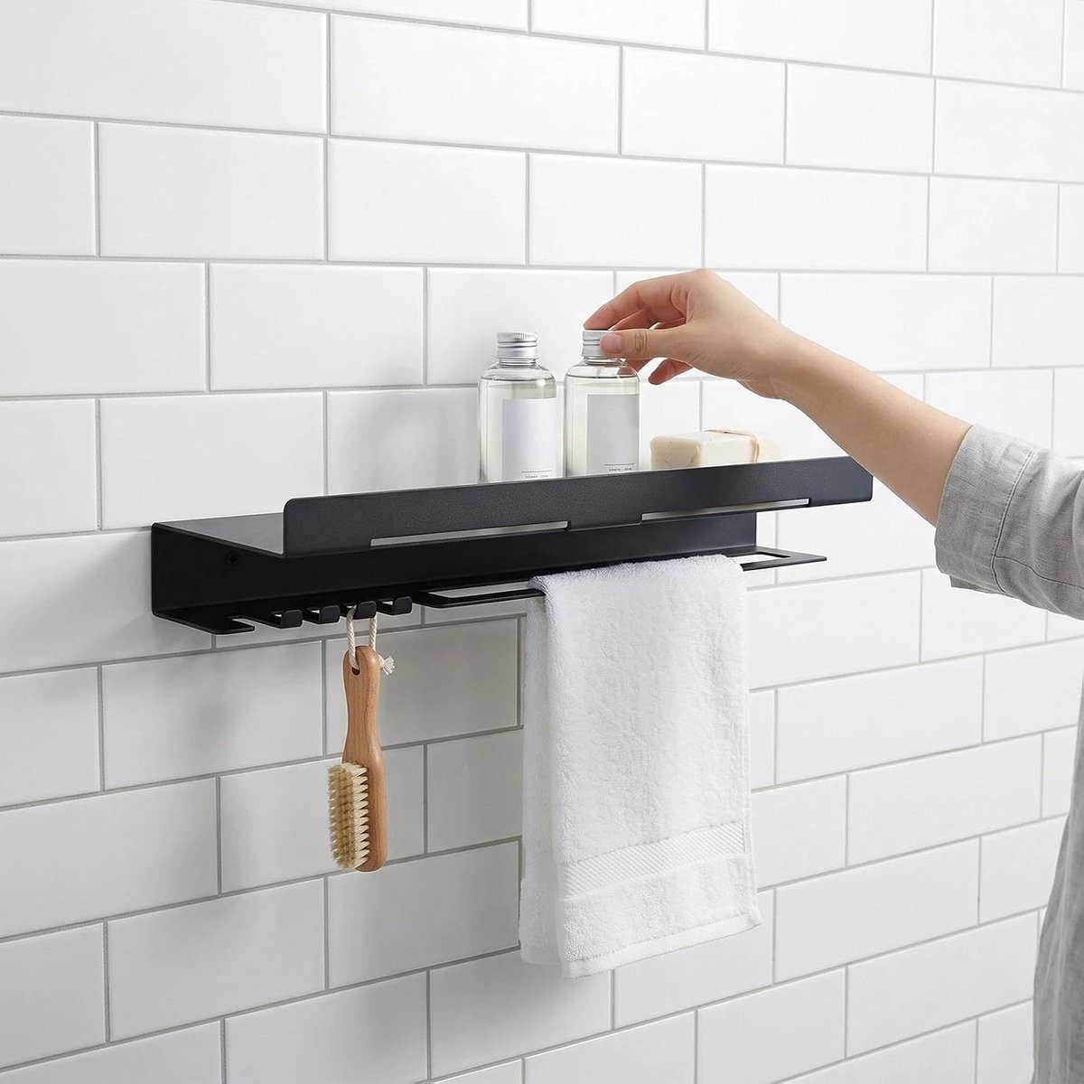 Douchegelhouder met haken en handdoekhouder, wandrek badkamer 40 cm, ruimtebesparende doucheplank om te boren, zwarte douche-organizer, voor badkamer, woonkamer en keuken