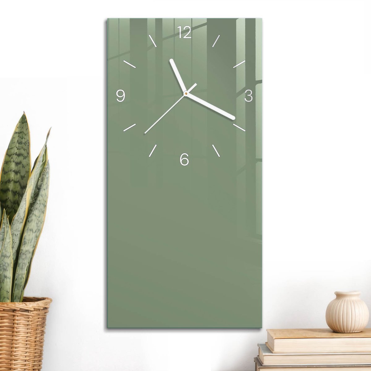 ArtPrintCave Groene Glazen Klok - 30x60 cm - Rechthoekige Wandklok - Gedempt Groen Wandklok Keuken - Abstractie Unieke Klok - Witte Klokwijzers
