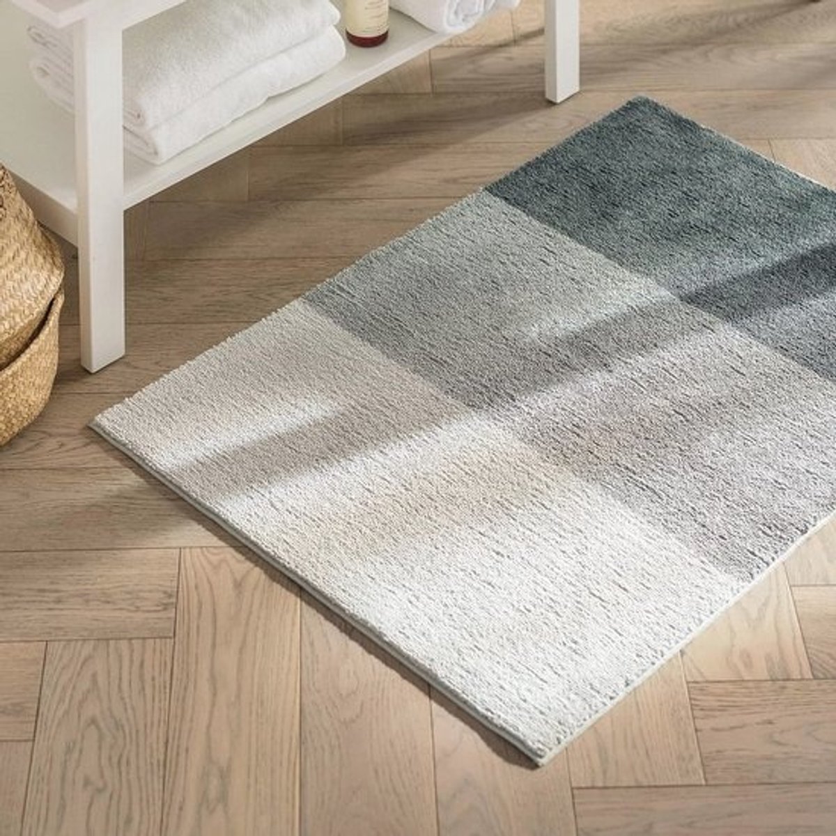 Antislip Badmat voor Badkamer - Sneldrogend en Veilig met Moderne Kleuren (50 x 80 cm)