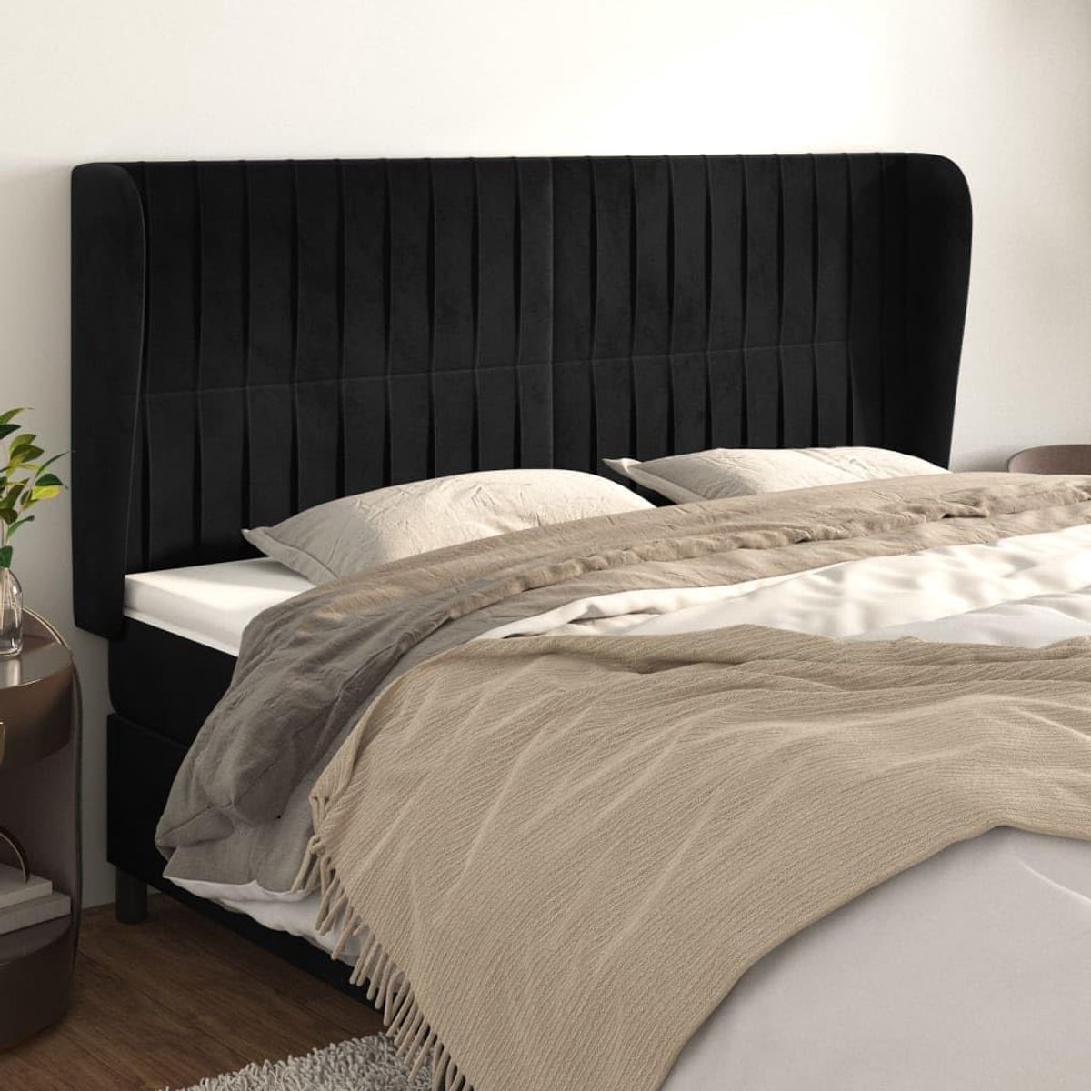 Hoofdeinde met oren in zwart fluweel, 163 x 23 x 118/128 cm, in hoogte verstelbaar met stabiele houten poten voor luxueus comfort en uitstekende rugondersteuning