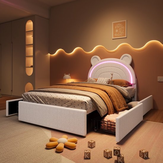 Beige kinderbed met berenoorvormig hoofdbord, app-gestuurde LED-verlichting en vier opbergladen.