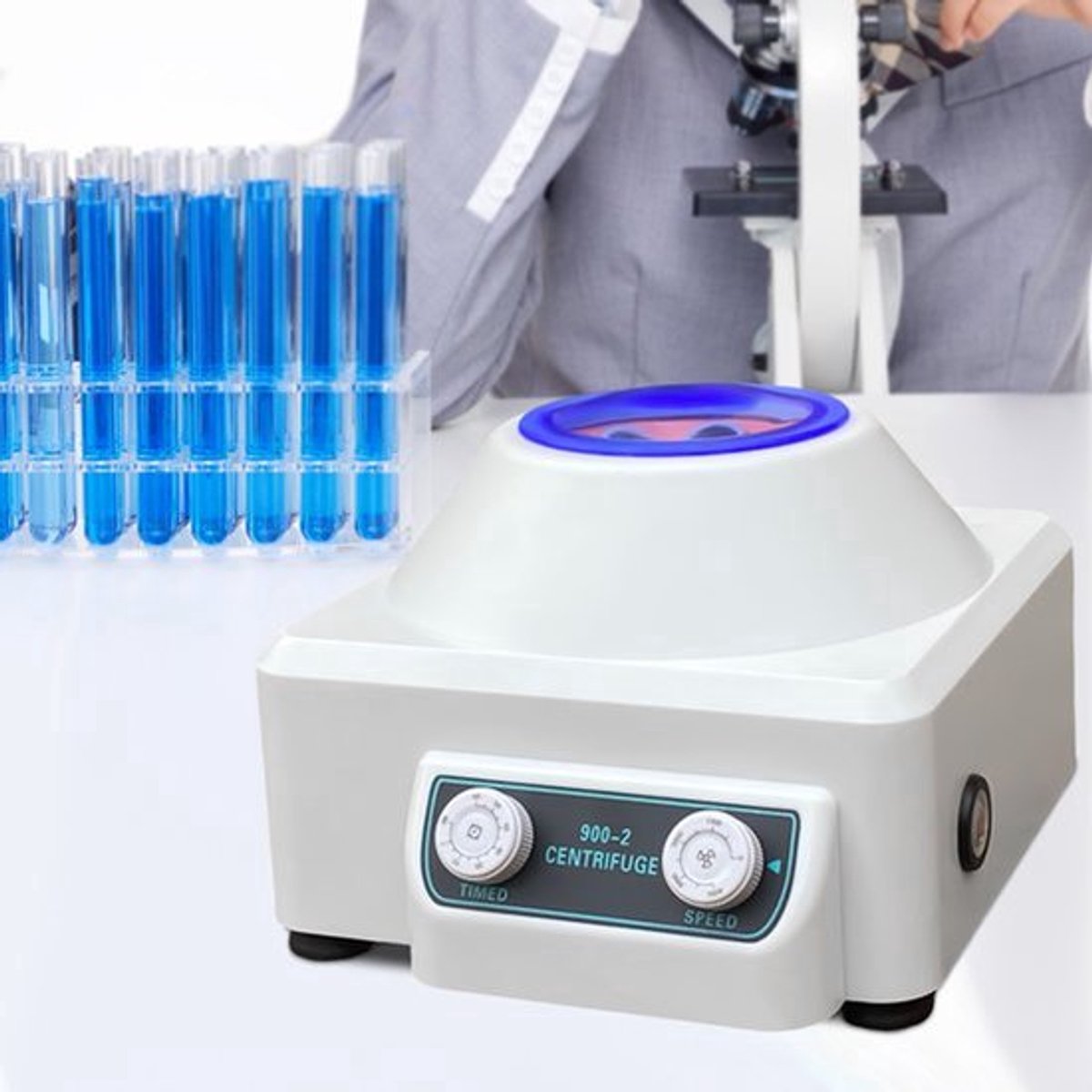 Microcentrifuge Desktop - 4000 RPM Snelheid - 2.5 Kg Gewicht - Laboratoriumapparaat - Voor Medisch En Biochemisch Gebruik