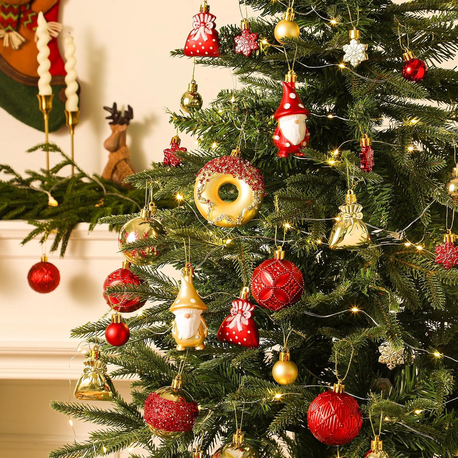 KZQ Set van 60 onbreekbare plastic kerstballen met ophangkoordjes, rood en goud, klassieke cadeauset voor kerstboom, feest en bruiloft – foto 2