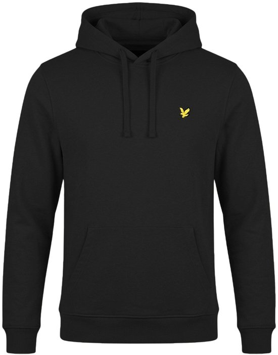 Zwarte Lyle & Scott hoodie met trekkoorden, voorzak en geel adelaarslogo op de borst.