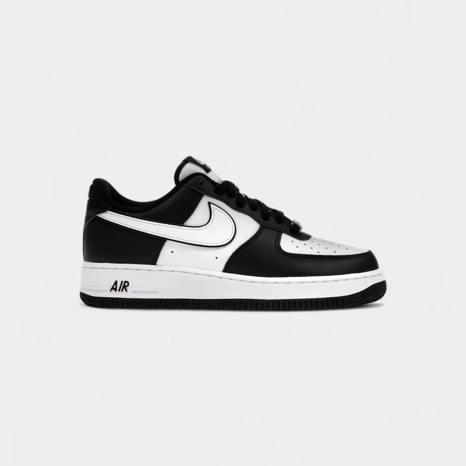Nike Air Force 1 Low ’07 Swoosh Panda Wit