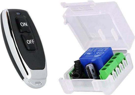 Zwarte afstandsbediening met 'ON' en 'OFF' knoppen naast een elektronische relaismodule in een transparante behuizing.