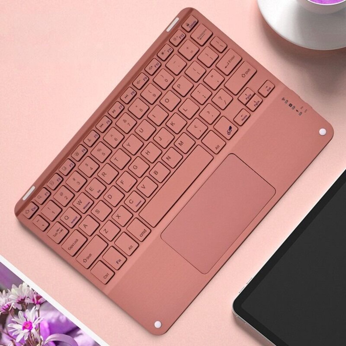 Oplaadbaar draadloos Bluetooth-toetsenbord met magnetisch touchpad, compatibel met pc, iPad en Mac (oranjerood).