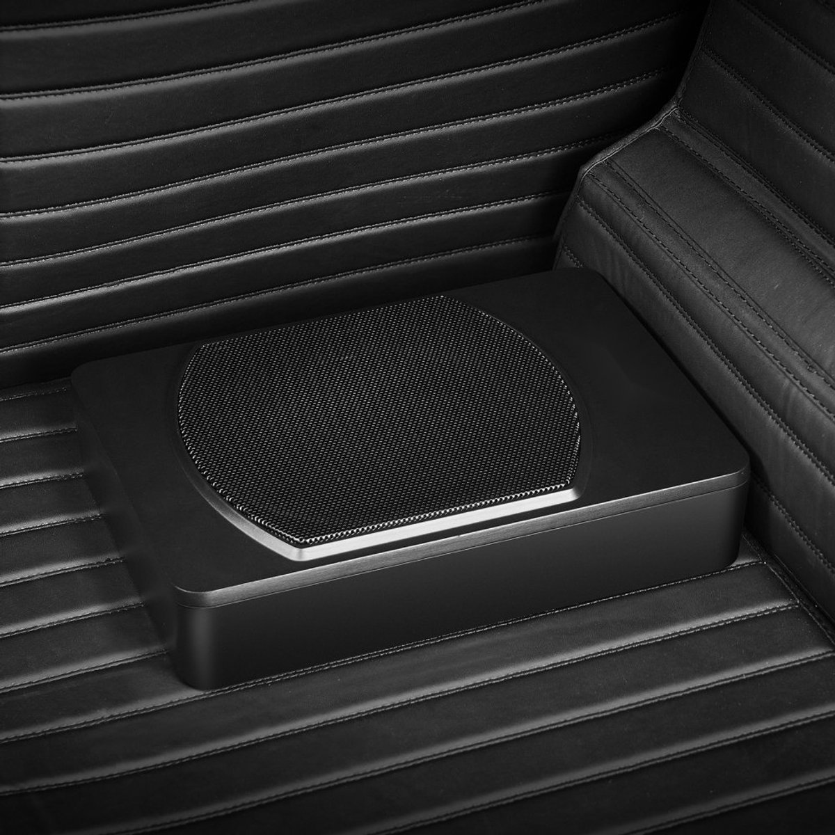 Onder de Stoel Auto Subwoofer - Actieve 25,4 cm Subwoofer - 240 W - Ingebouwde Versterker - Hoog/Laag Niveau Ingangen - Bedrade Bas/Volumeregeling - Platte Behuizing – foto 6