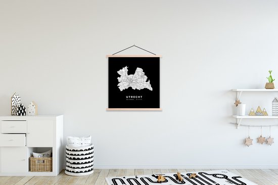 Posterhanger incl. Poster 90x90 cm - Schoolplaat - Utrecht - Wegenkaart Nederland - Zwart - Textielposter - Blanke latten
