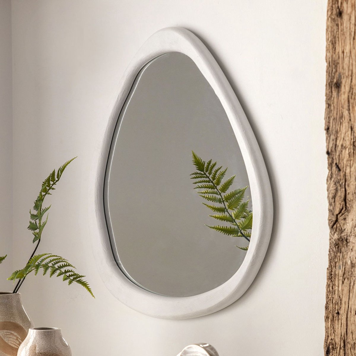 Milton & Oldbrook Wandspiegel 66 x 62 cm Lulea Wit