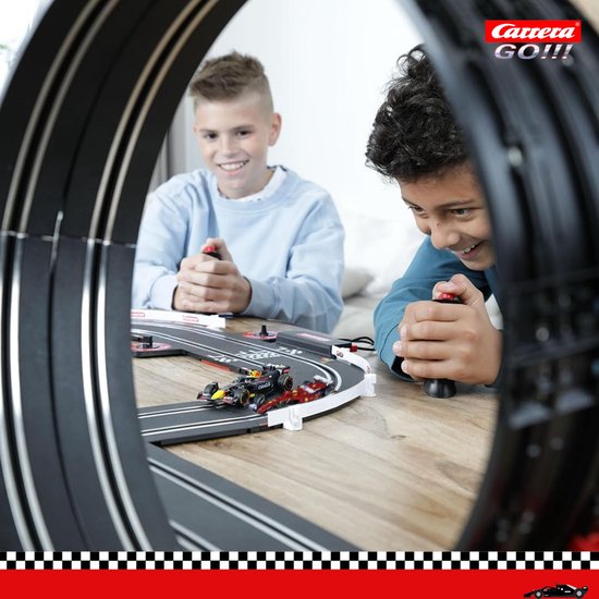 Carrera Go!!! Racebaan - Speelgoed - Speed Zone Formule 1 - Max Verstappen No.1 vs. Lewis Hamilton No.44 - 6,3m - 1:43