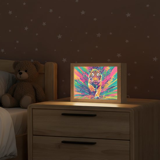 Nachtlampje 20x15 cm - Kinder lampje - Tijger - Wilde dieren - Kleurrijk - Verflook - Tafellamp kinderkamer - Slaapkamer lamp - Bedlamp kinderen - Kinderlampje stopcontact - Wandlamp babykamer - Nachtlampjes van OnlyWow — afbeelding 2