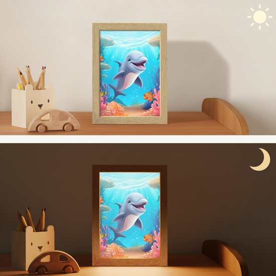 Nachtlampje 15x20 cm - Kinder lampje - Dolfijn - Zeedieren - Onderwater - Kinderen - Meisjes - Tafellamp kinderkamer - Slaapkamer lamp - Bedlamp kinderen - Kinderlampje stopcontact - Wandlamp babykamer - Nachtlampjes van OnlyWow — afbeelding 4