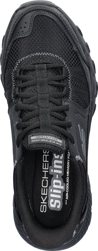 Zwarte Skechers slip-ins sneaker met veters en 'Air-Cooled Memory Foam' binnenzool.