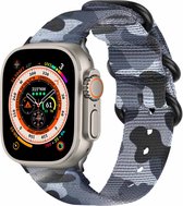 iMoshion Bandje Geschikt voor Apple Watch Bandje Series 1 / 2 / 3 / 4 / 5 / 6 / 7 / 8 / 9 / SE / Ultra (2) - 42 / 44 / 45 / 49 mm - iMoshion Nylon band - Donkergrijs