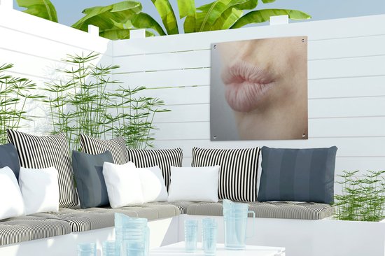 Affiche de jardin une image de lèvres pincées 50x50 cm - petit - Toile de jardin / Toile d'extérieur / Peintures d'extérieur (décoration de jardin)