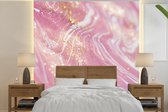 Behang - Fotobehang Marmer - Luxe - Glitter - Roze - Breedte 220 cm x hoogte 220 cm