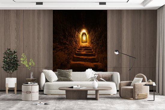 Behang - Fotobehang Tunnel die diep in de Azteekse Grote Piramide van Cholula in Mexico gaat - Breedte 155 cm x hoogte 240 cm