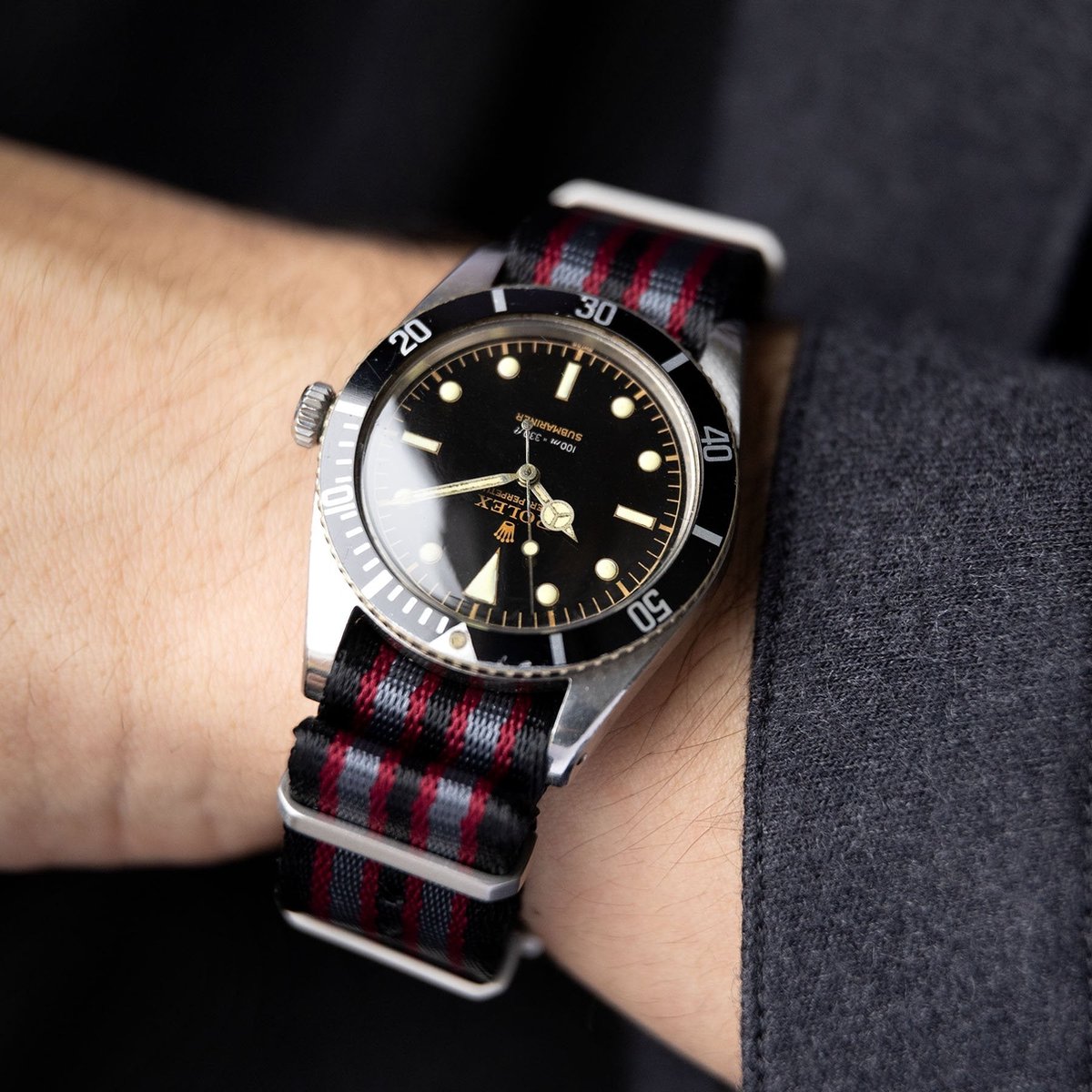 BS Leren Horlogeband Luxury - Deluxe Nylon Nato Zwart Gestreept Grijs Bordeaux - 20mm