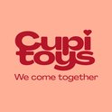 Logo 'Cupitoys We come together' in rode letters op een perzikkleurige achtergrond.
