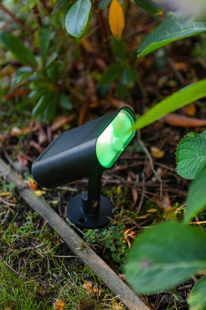 Lutec Connect Ginbo - Smart Solar LED prikspot met PIR bewegingssensor