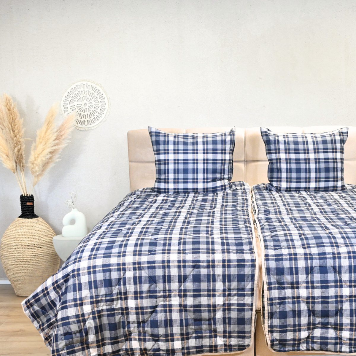 HappyBed Dekbed zonder overtrek 240x220 - Wasbaar Dekbed - Bedrukt dekbed zonder hoes - Hoesloos Dekbed - Lits Jumeaux - Tartan