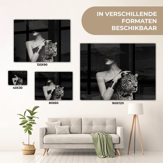 MuchoWow® Glasschilderij 120x90 cm - Schilderij acrylglas - Vrouw - Luipaard - Luxe - Zwart - Wit - Dier - Foto op glas - Muurdecoratie woonkamer - Wanddecoratie slaapkamer - Schilderijen