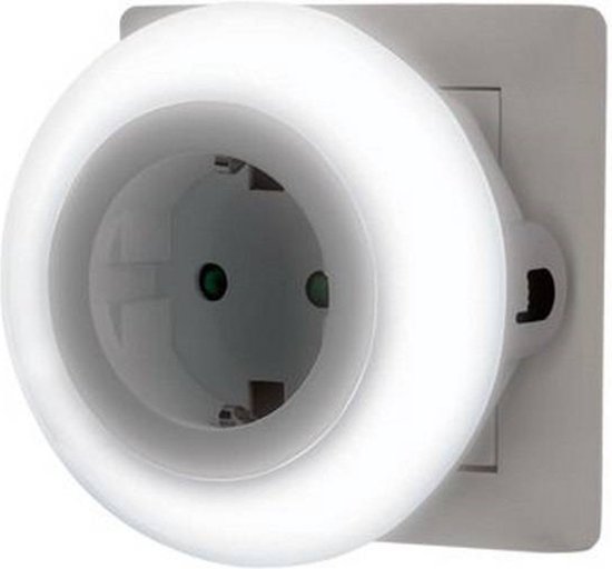 Grundig LED Nachtlamp met lichtsensor - 6x - 230v - kinderkamer - met extra stopcontact - energiebesparend van Merkloos — afbeelding 3