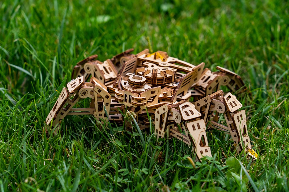 UGEARS Houten 3D Model - Hexapod Verkenner — afbeelding 16