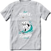 Cool People Do Fishing - Vissen T-Shirt | Aqua | Grappig Verjaardag Vis Hobby Cadeau Shirt | Dames - Heren - Unisex | Tshirt Hengelsport Kleding Kado - Licht Grijs - Gemaleerd - S