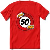 50 Jaar Hoera Verkeersbord T-Shirt | Grappig Abraham Verjaardag Cadeau | Dames - Heren | - Rood - S