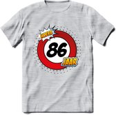 86 Jaar Hoera Verkeersbord T-Shirt | Grappig Verjaardag Cadeau | Dames - Heren | - Licht Grijs - Gemaleerd - L