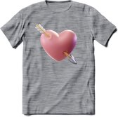 Valentijn Hart met pijl T-Shirt | Grappig Valentijnsdag Cadeautje voor Hem en Haar | Dames - Heren - Unisex | Kleding Cadeau | - Donker Grijs - Gemaleerd - M