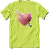 Valentijn Hart met pijl T-Shirt | Grappig Valentijnsdag Cadeautje voor Hem en Haar | Dames - Heren - Unisex | Kleding Cadeau | - Groen - 3XL