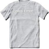 Snack Expert - Snack T-Shirt | Grappig Verjaardag Kleding Cadeau | Eten En Snoep Shirt | Dames - Heren - Unisex Tshirt | - Licht Grijs - Gemaleerd - M