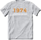 1974 Limited Edition T-Shirt | Goud - Zilver | Grappig Verjaardag en Feest Cadeau Shirt | Dames - Heren - Unisex | Tshirt Kleding Kado | - Licht Grijs - Gemaleerd - S