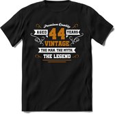 44 Jaar Legend T-Shirt | Goud - Wit | Grappig Verjaardag en Feest Cadeau Shirt | Dames - Heren - Unisex | Tshirt Kleding Kado | - Zwart - L