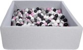 Ballenbak vierkant - grijs - 120x120x40 cm - met 600 wit, roze, grijs en zwarte ballen