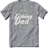 Fishing Dad - Vissen T-Shirt | Groen | Grappig Verjaardag Vis Hobby Cadeau Shirt | Dames - Heren - Unisex | Tshirt Hengelsport Kleding Kado - Donker Grijs - Gemaleerd - XXL