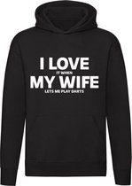 I love it when my wife lets me play darts | ik hou er van als mijn vrouw me laat darten | relatie | sweater | trui |  unisex | capuchon