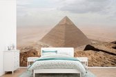 Behang - Fotobehang Zicht vanaf de Piramide van Cheops Egypte - Breedte 390 cm x hoogte 260 cm