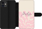 Bookcase Geschikt voor iPhone 12 Pro Max telefoonhoesje - Matisse - Bloem - Abstract - Met vakjes - Wallet case met magneetsluiting