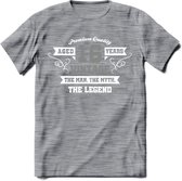 16 Jaar Legend T-Shirt | Zilver - Wit | Grappig Verjaardag en Feest Cadeau | Dames - Heren - Unisex | Kleding Kado | - Donker Grijs - Gemaleerd - M