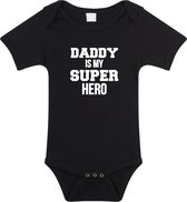 Daddy super hero cadeau romper zwart voor babys - Vaderdag / papa kado / geboorte / kraamcadeau - cadeau voor aanstaande vader 92