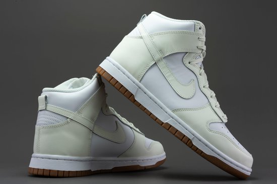 Nike Dunk High (W) ''Sail Gum'' DD1869-109 Maat 40 SAIL GUM | bol.com